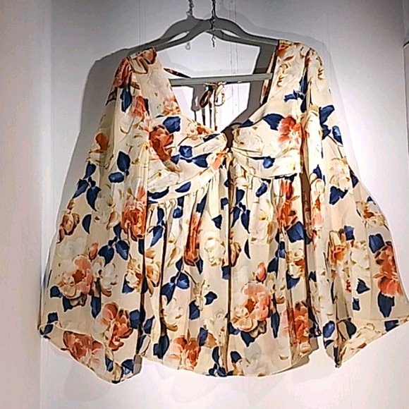 Entro Boho Floral Flare Tunic Top Medium - Picture 1 of 9
